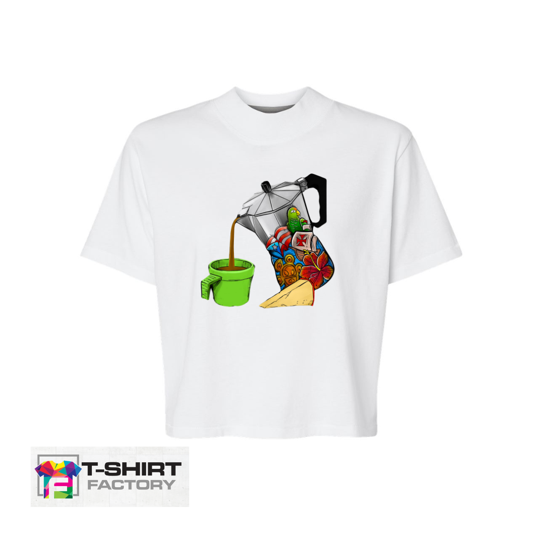 QUESITO Y CAFE EN LA NAVIDAD | WHITE (Boxy Tee Crop Top)